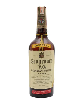 Seagram's VO 6 Year Old Bottled 1940s